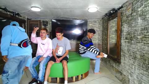 GOLDENJOI online show from 10, 1, 2025