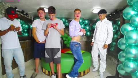 GOLDENJOI online show from 31, 1, 2025