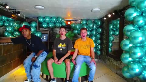 GOLDENJOI online show from 1, 2, 2025