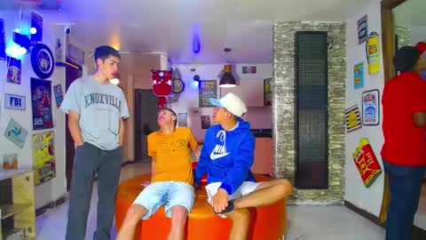 GOLDENJOI online show from 8, 3, 2025