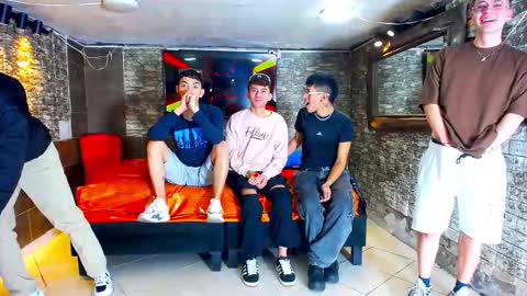 GOLDENJOI online show from 9, 9, 2025