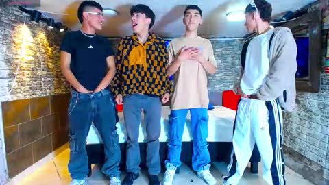 GOLDENJOI online show from 15, 9, 2025