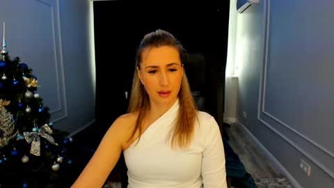 Snapshot of goldenlighte chatting on 10, 1, 2025 Olivia online show from 10, 1, 2025