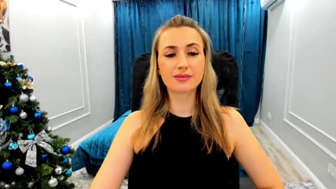 Snapshot of goldenlighte chatting on 12, 1, 2025 Olivia online show from 12, 1, 2025