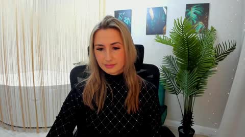 Snapshot of goldenlighte chatting on 30, 1, 2025 Olivia online show from 30, 1, 2025