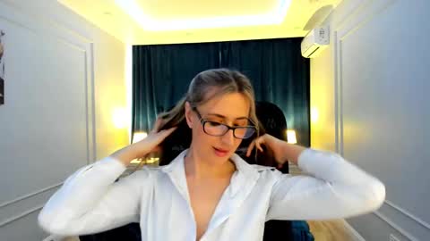 Snapshot of goldenlighte chatting on 20, 2, 2025 Olivia online show from 20, 2, 2025