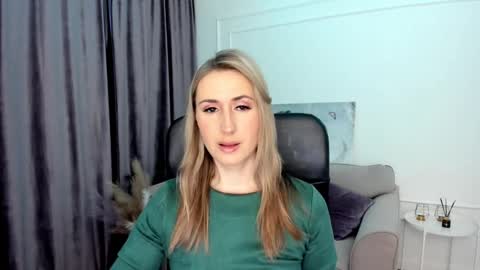 Snapshot of goldenlighte chatting on 26, 2, 2025 Olivia online show from 26, 2, 2025