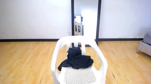 goldenn_ass1 online show from 13, 9, 2025