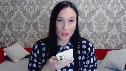 Snapshot of goldmoonn chatting on 4, 12, 2025 goldmoonn online show from 4, 12, 2025