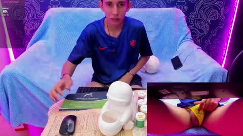 Snapshot of gomita_angel chatting on 8, 2, 2025 angel online show from 8, 2, 2025