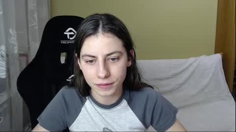 Snapshot of good__night chatting on 7, 1, 2026 Elizabeth Effie online show from 7, 1, 2026