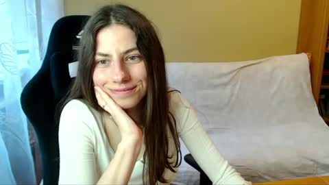 Elizabeth Effie online show from 21, 6, 2026