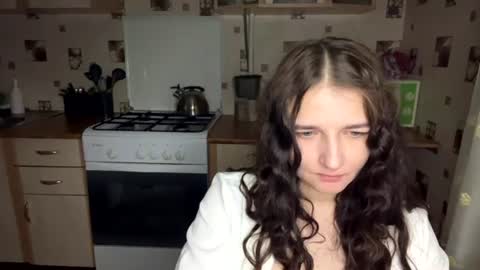good_girl_24 online show from 16, 6, 2026