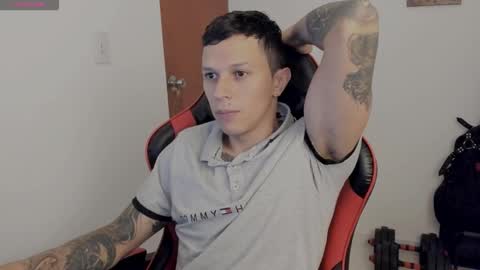 Snapshot of goodboy69i chatting on 19, 10, 2025 goodboy69i online show from 19, 10, 2025