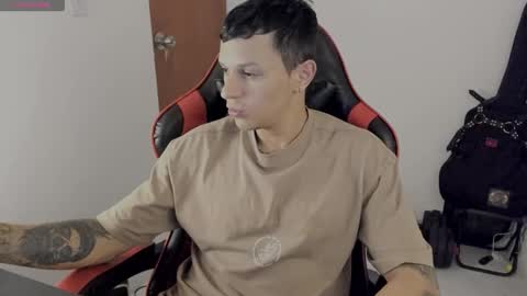 Snapshot of goodboy69i chatting on 23, 10, 2025 goodboy69i online show from 23, 10, 2025