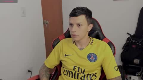 Snapshot of goodboy69i chatting on 31, 10, 2025 goodboy69i online show from 31, 10, 2025