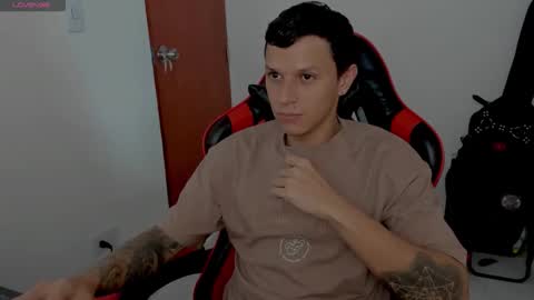 Snapshot of goodboy69i chatting on 7, 11, 2025 goodboy69i online show from 7, 11, 2025