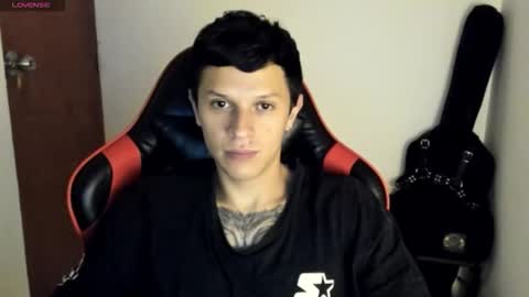 Snapshot of goodboy69i chatting on 4, 12, 2025 goodboy69i online show from 4, 12, 2025