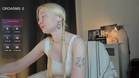 SOPHIE online show from 25, 2, 2025