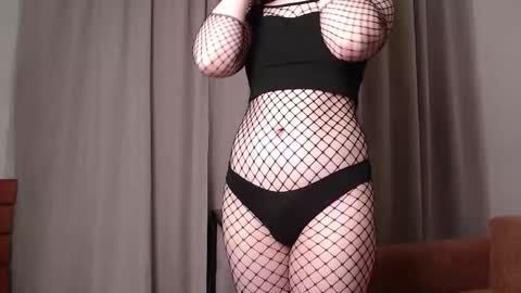 Snapshot of goose_pagoda chatting on 25, 2, 2026 Yulia 24 online show from 25, 2, 2026