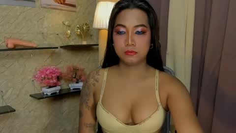 Snapshot of gorgeous_dark_luna chatting on 1, 5, 2026 RIANA online show from 1, 5, 2026