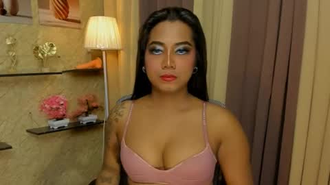 Snapshot of gorgeous_dark_luna chatting on 13, 5, 2026 RIANA online show from 13, 5, 2026