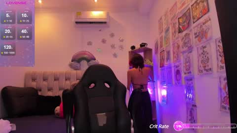 i am Jessi  I love animals and drawing I hope to get along with everyone. XOXO online show from 27, 1, 2025