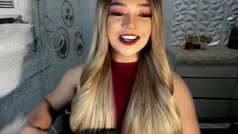 Snapshot of gorgeousamandarose chatting on 23, 10, 2025 Amanda rose online show from 23, 10, 2025