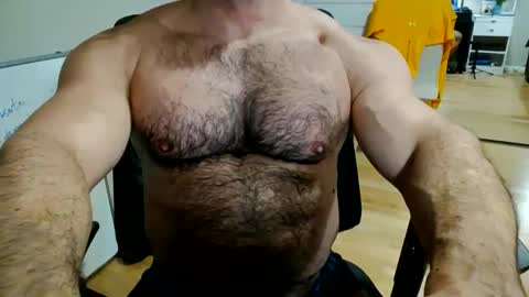 Snapshot of gorillaba chatting on 14, 4, 2026 gorillaba online show from 14, 4, 2026