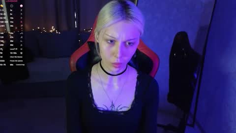 Snapshot of goth__tv chatting on 17, 12, 2025 Violeta online show from 17, 12, 2025