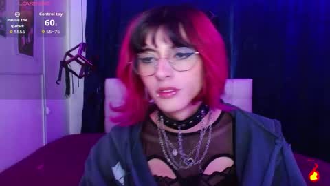 Snapshot of goth_minerva chatting on 29, 10, 2025 goth_minerva online show from 29, 10, 2025