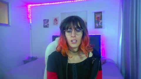 goth_minerva online show from 9, 5, 2026