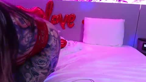 Snapshot of gothbaby305 chatting on 14, 2, 2026 gothbaby305 online show from 14, 2, 2026