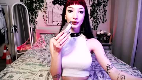 Snapshot of gothdesss chatting on 2, 2, 2025 online show from 2, 2, 2025