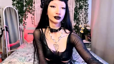 Snapshot of gothdesss chatting on 11, 3, 2025 online show from 11, 3, 2025