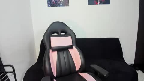 Snapshot of gothic9goddes chatting on 25, 1, 2025 GG online show from 25, 1, 2025