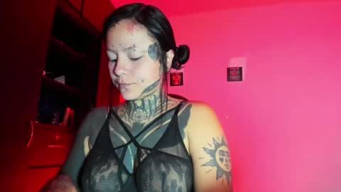 Snapshot of gothic9goddes chatting on 14, 9, 2025 GG online show from 14, 9, 2025