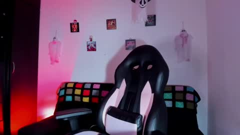 Snapshot of gothic9goddes chatting on 30, 9, 2025 GG online show from 30, 9, 2025