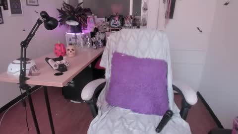 Snapshot of gothic_do11 chatting on 26, 10, 2025 hi my name is Elizabeth nice to meet you online show from 26, 10, 2025