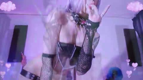        online show from 4, 11, 2025