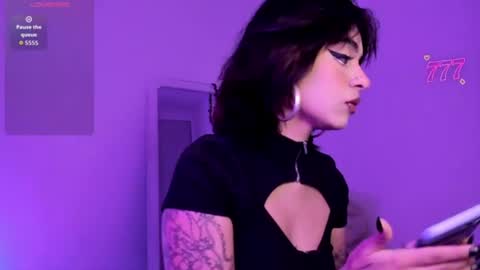 Violet online show from 18, 6, 2026