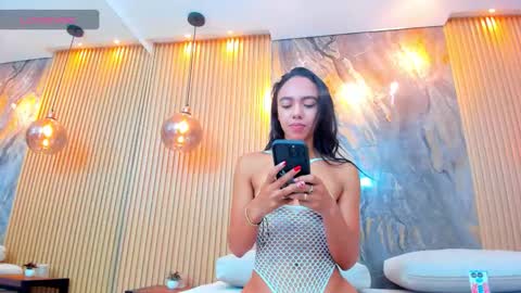 Snapshot of grace_daviss chatting on 25, 10, 2025 GRACE online show from 25, 10, 2025