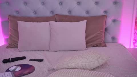 gracedaviess online show from 22, 3, 2026