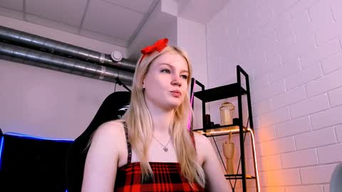 Grace Glamour online show from 3, 12, 2024