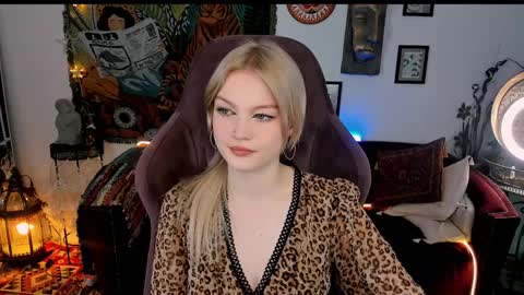 Grace Glamour online show from 13, 12, 2024