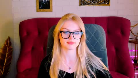 Grace Glamour online show from 14, 12, 2024