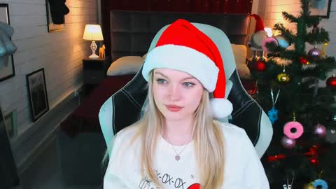 Grace Glamour online show from 17, 12, 2024