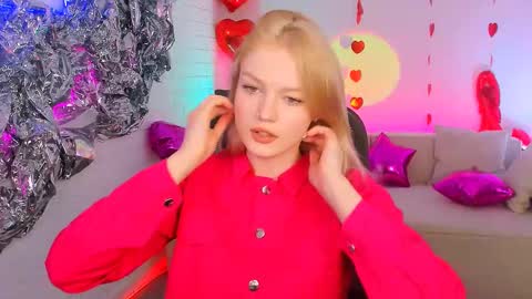 Grace Glamour online show from 22, 2, 2025