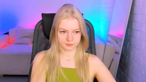 Grace Glamour online show from 14, 11, 2025