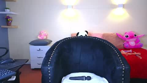 Snapshot of gracehall chatting on 14, 5, 2026 Grace online show from 14, 5, 2026